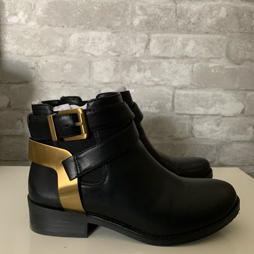 BCBG Gold detailed Black Boots
